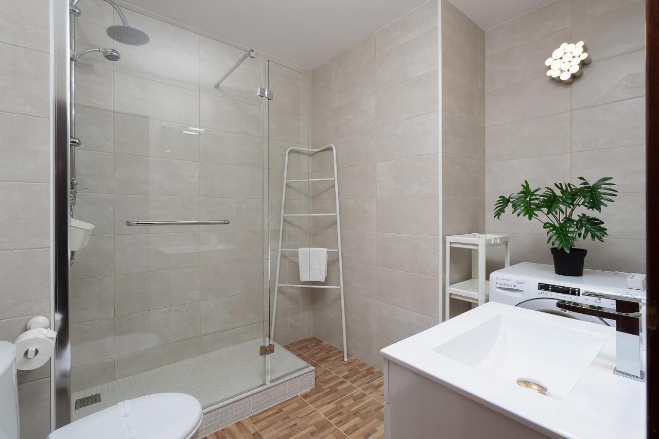 Praia Da Rocha Apartment By Lovelystay ポルティマン エクステリア 写真